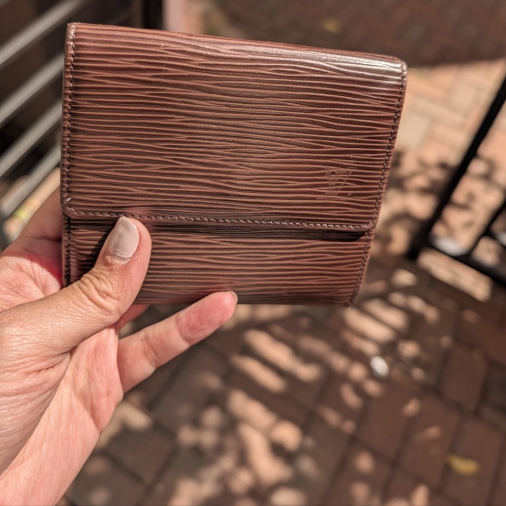 Louis Vuitton Epi Louise Tri Fold Wallet